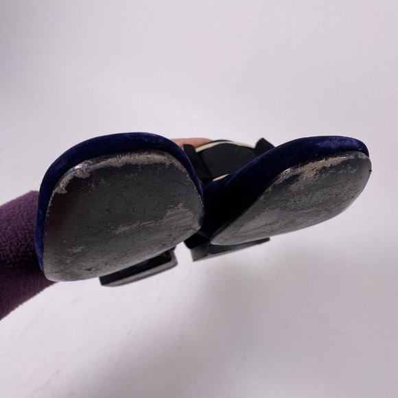 ROGER VIVIER Navy Velvet 'Tuxedo' Metal Buckle Loafers - Picture 7 of 8